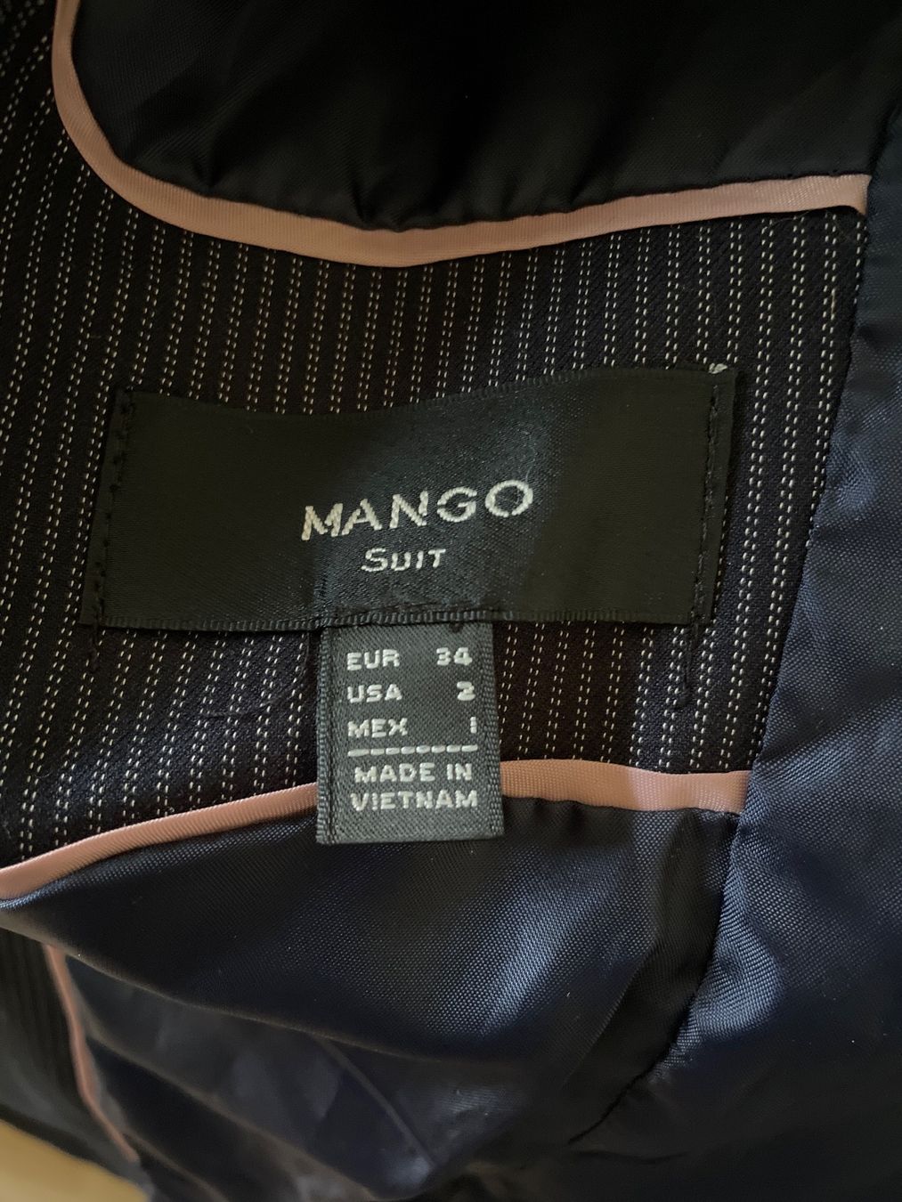 Mango Giacche: MANGO Blue Navy Blazer XS/S – Usato da Zürich venduto da Angela_Fashion_Lover 8