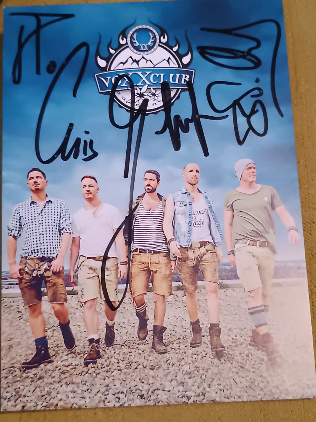 Autografi: Voxxclub - handsigniert – Usato da Menziken venduto da Artographs