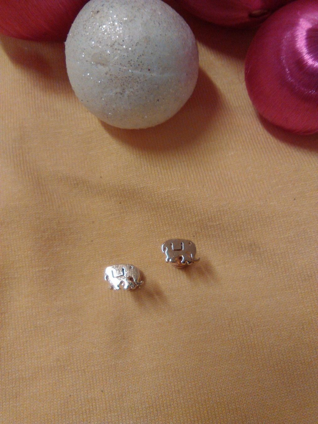 Boucles d'oreille: OHRRINGE EDELSTAHL;2 ELEFANTEN – Neuf (Voir description) à Basel par bijoutrie_4