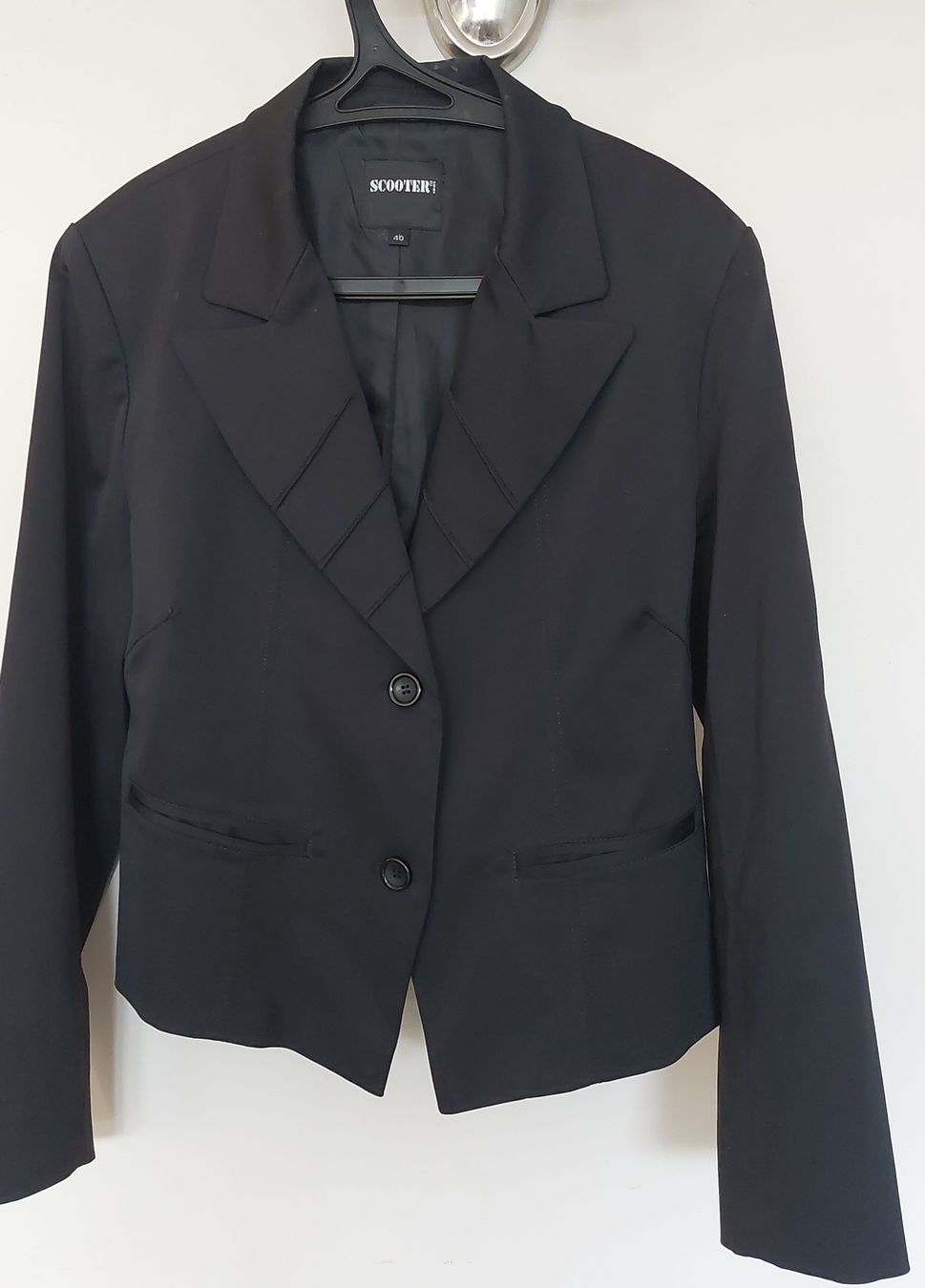 Giacche: Elegant Black Blazer Size M by Scooter – Usato da Weiach venduto da fra_2xkf
