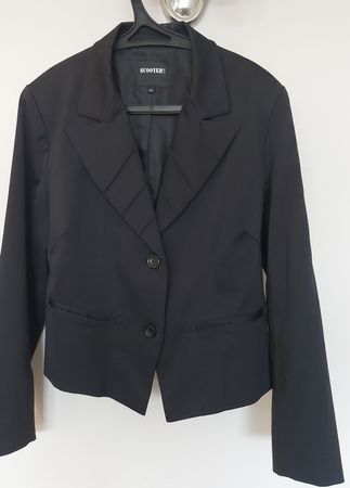 Elegant Black Blazer Size M by Scooter