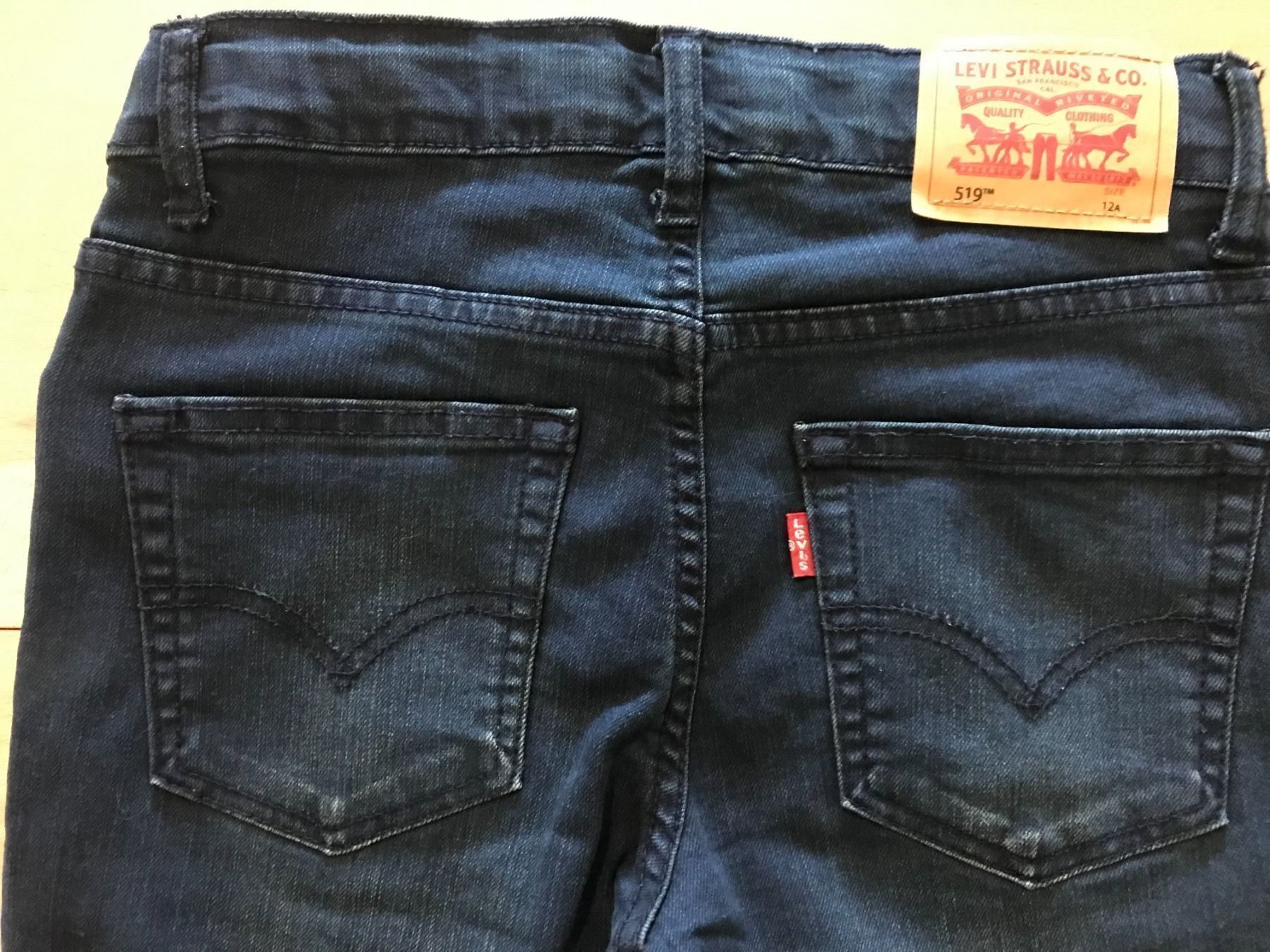 Levi's Hosen: Levis 519 Extreme Skinny 12 ans – Gebraucht aus Meyrin von dijin 4