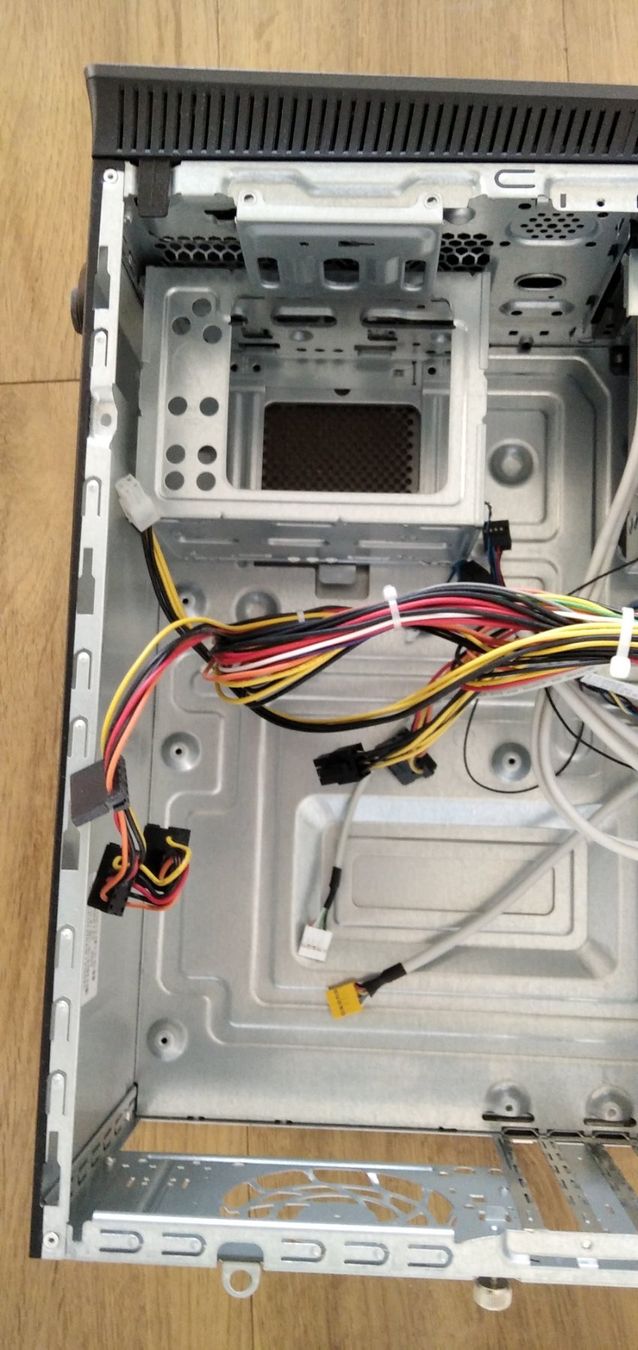 Hewlett Packard PC: HP Pavilion ohne Mainboard – Usato da Kleindietwil venduto da kon_9nml 5