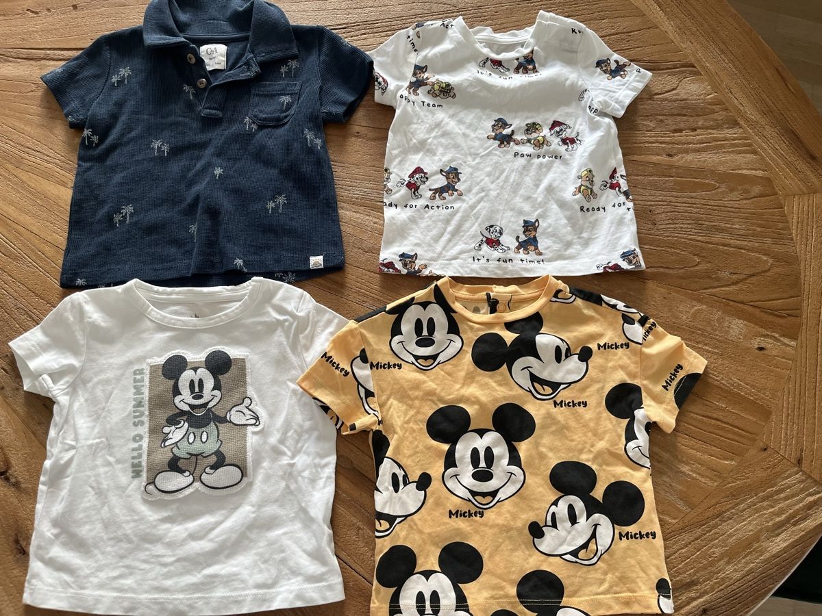 Camicie, Top & T-shirt: Oberteil Baby Gr. 68 "NEU" – Nuovo (secondo la descrizione) da Wallisellen venduto da Romina83