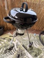 Holzkohlegrill - Top Zustand,