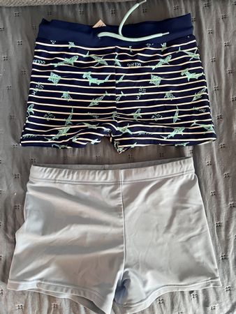 2 Badehosen Gr. 140 vertbaudet & Migros