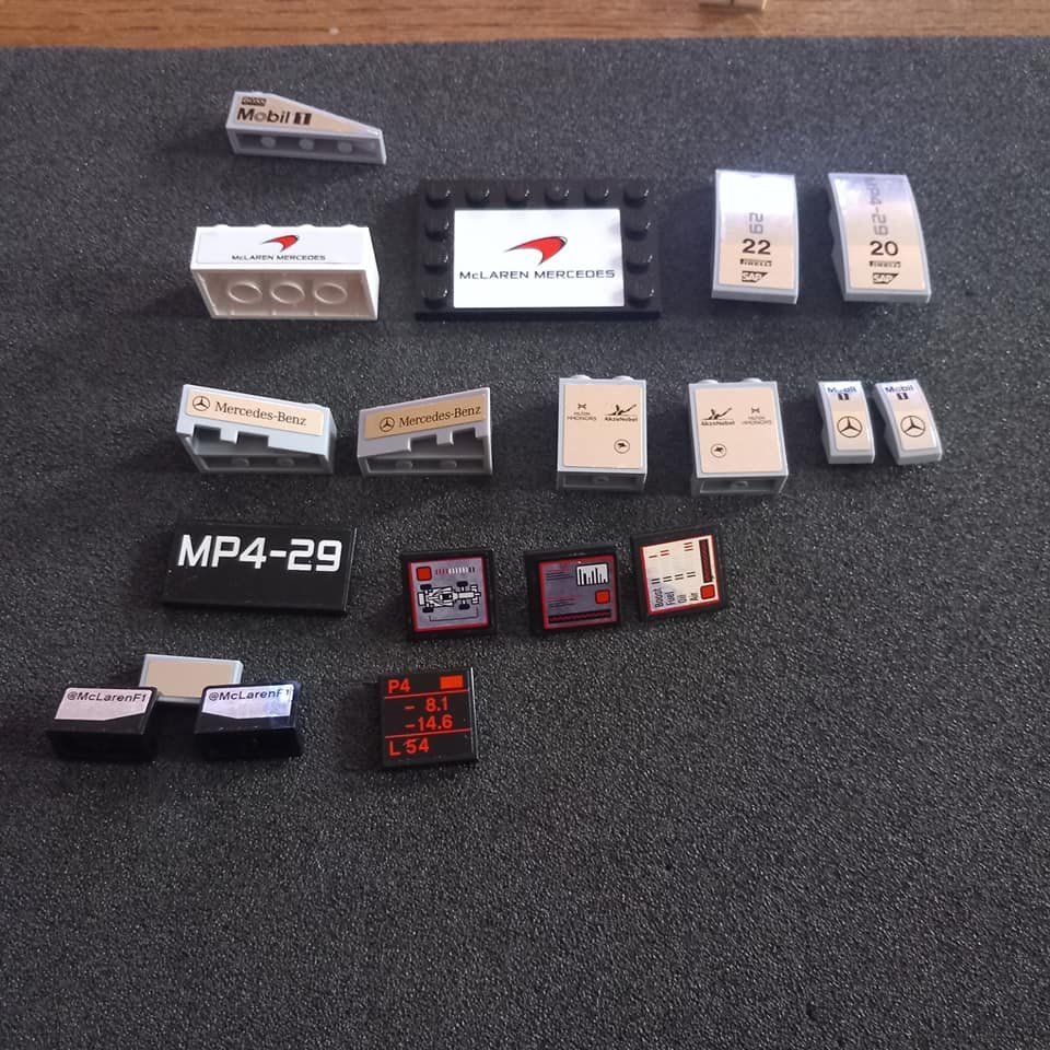 Lego Spielzeuge: LEGO 75911 Speed Champions Mercedes Box Jg2015 – Gebraucht aus Münchenbuchsee von  7