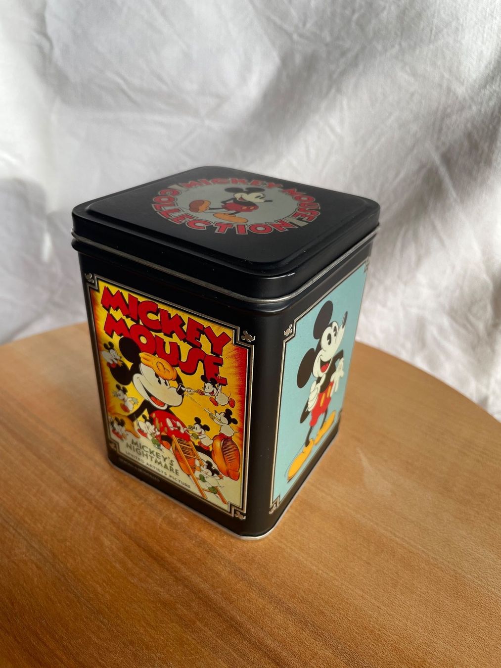 Sonstige Dekorationen & Accessoires: Mickey Mouse Metall-Schachtel/Box/Blechdose, Disney – Gebraucht aus Köniz von kupu-kupu