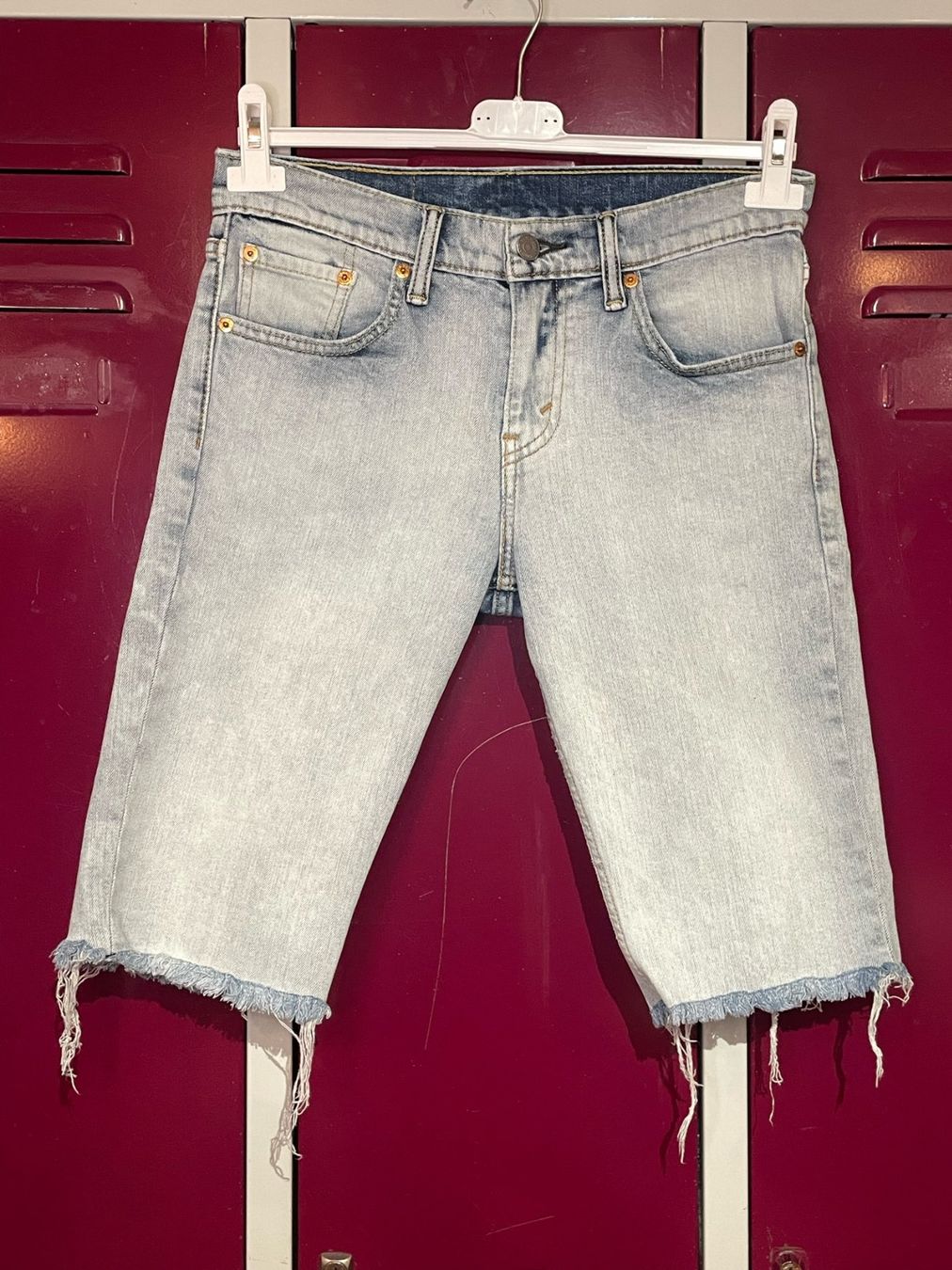 Levi's Pantaloni: LEVI'S 511 SHORTS SZ: 29 – Usato da Cortaillod venduto da Stay_Alive_vintage