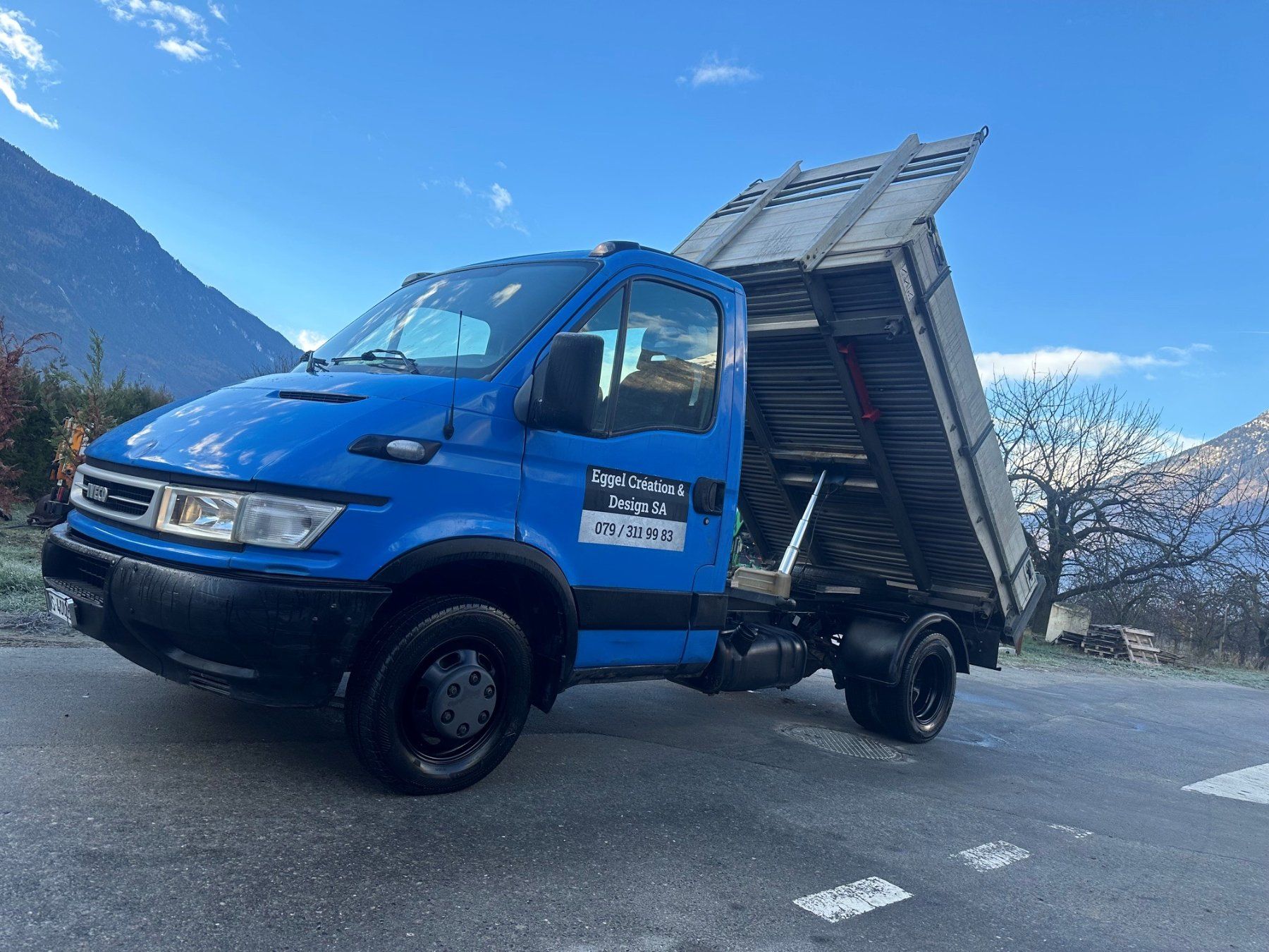 Iveco Véhicules utilitaires: Iveco Daily pont basculant – D'occasion à Saxon par pay_f59v 1