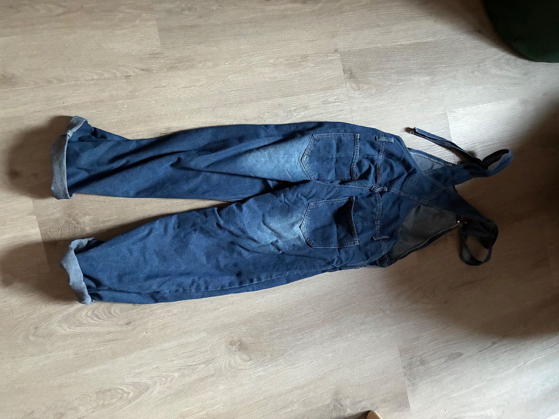 Tute: Jeans salopette – Nuovo (secondo la descrizione) da Locarno venduto da lar_p6yw 1