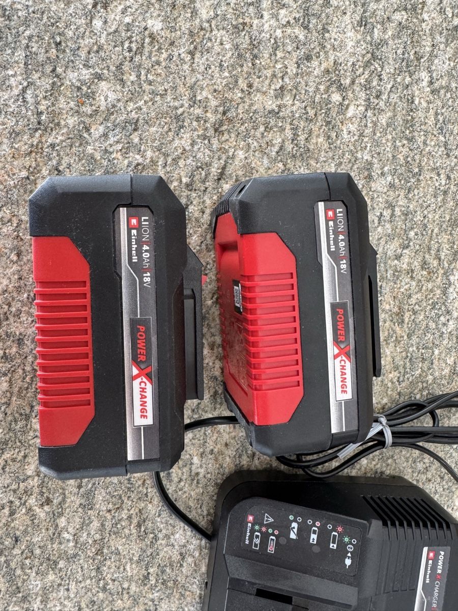 Einhell Caricabatterie: Einhell power charger e batterie – Usato da Lugano venduto da Omre1 2