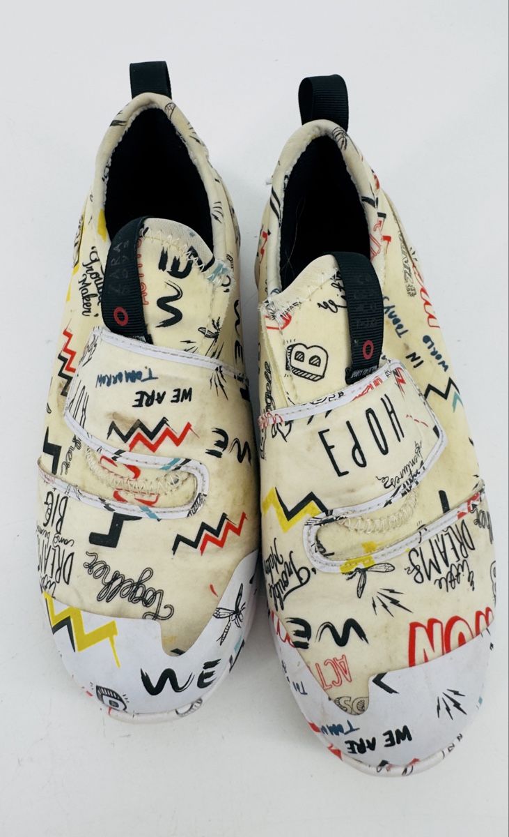 Zara Schuhe für Jungen: # BOY - Turnschuhe Gr. 35 - ZARA # – Gebraucht aus Bolligen von secondhand-with-love 1