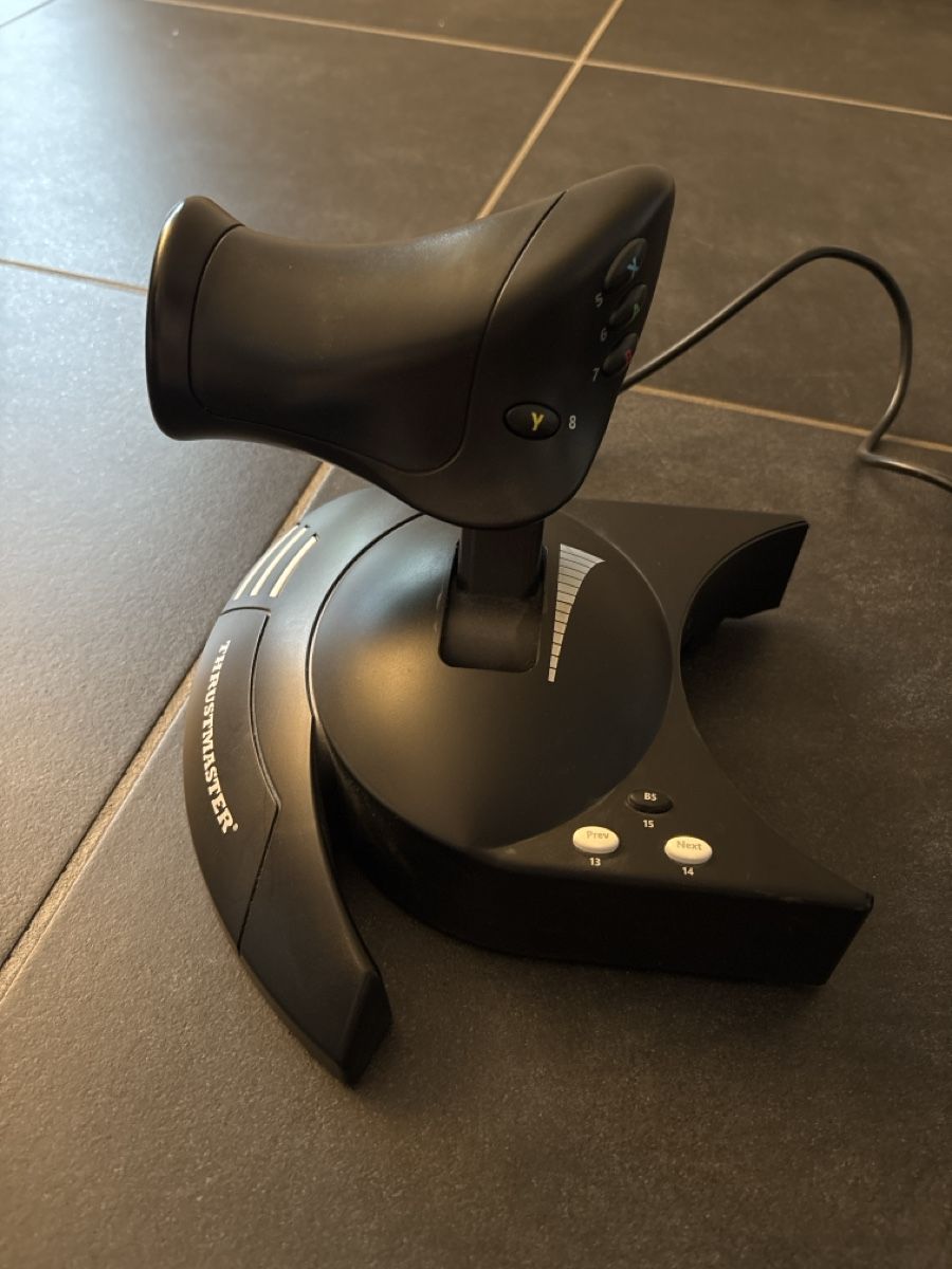 Thrustmaster Controller: Thrustmaster T-Flight Hotas X – Gebraucht aus Obfelden von L1nus22 2