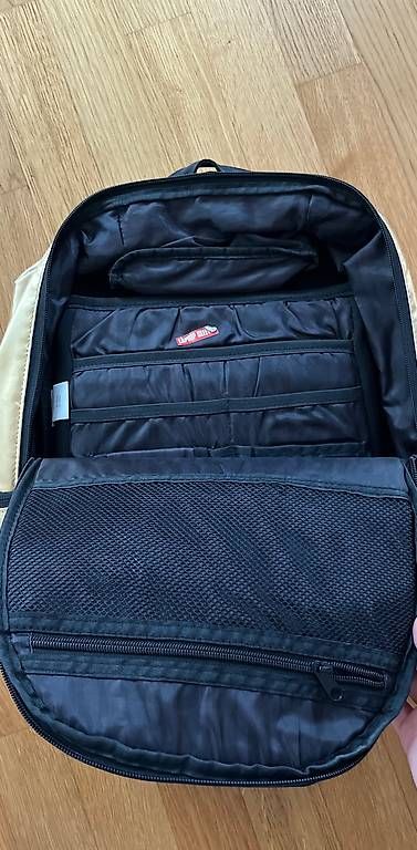 Zaini: Rucksack gold – Nuovo (secondo la descrizione) da Winterthur venduto da smtpc 1