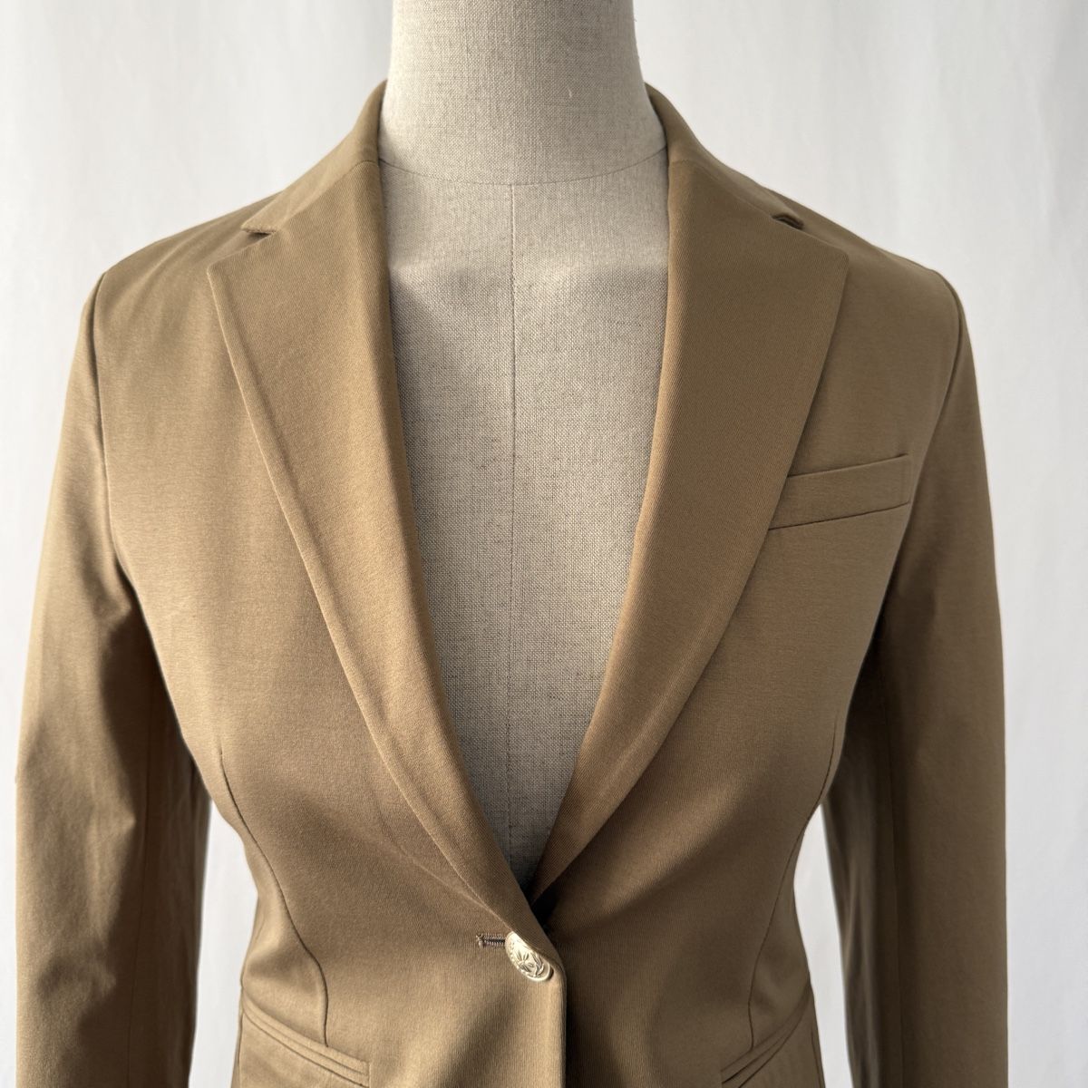 Circolo Giacche: CIRCOLO 1901 New Cotton Jacket – Nuovo (secondo la descrizione) da Emmen venduto da Colette-Juliette 1