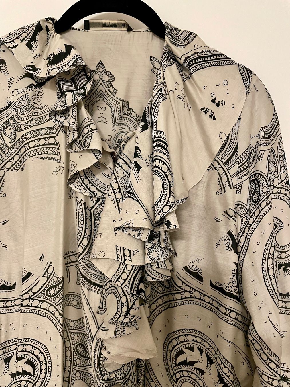 Etro Camicette: Etro Bluse Grösse 40/42 Damen – Usato da Kriens venduto da Mayang 2