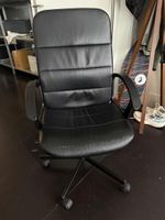 IKEA-Bürostuhl Leder schwarz Rollen gebrauchter Zustand