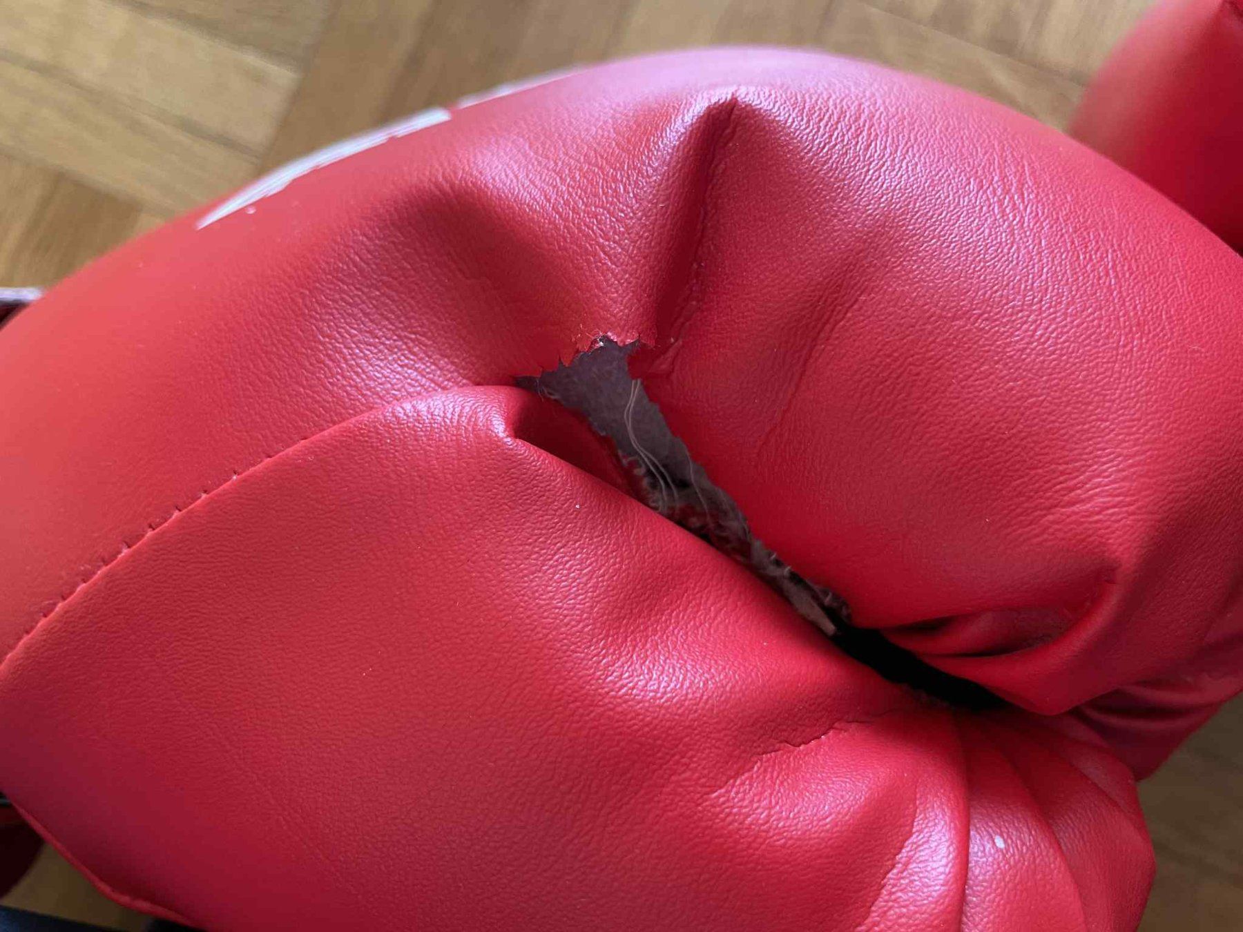Guanti & manicotti: Red Boxing Gloves S/M with 280cm hand wraps – Usato da Zürich venduto da mei_wvq7 5