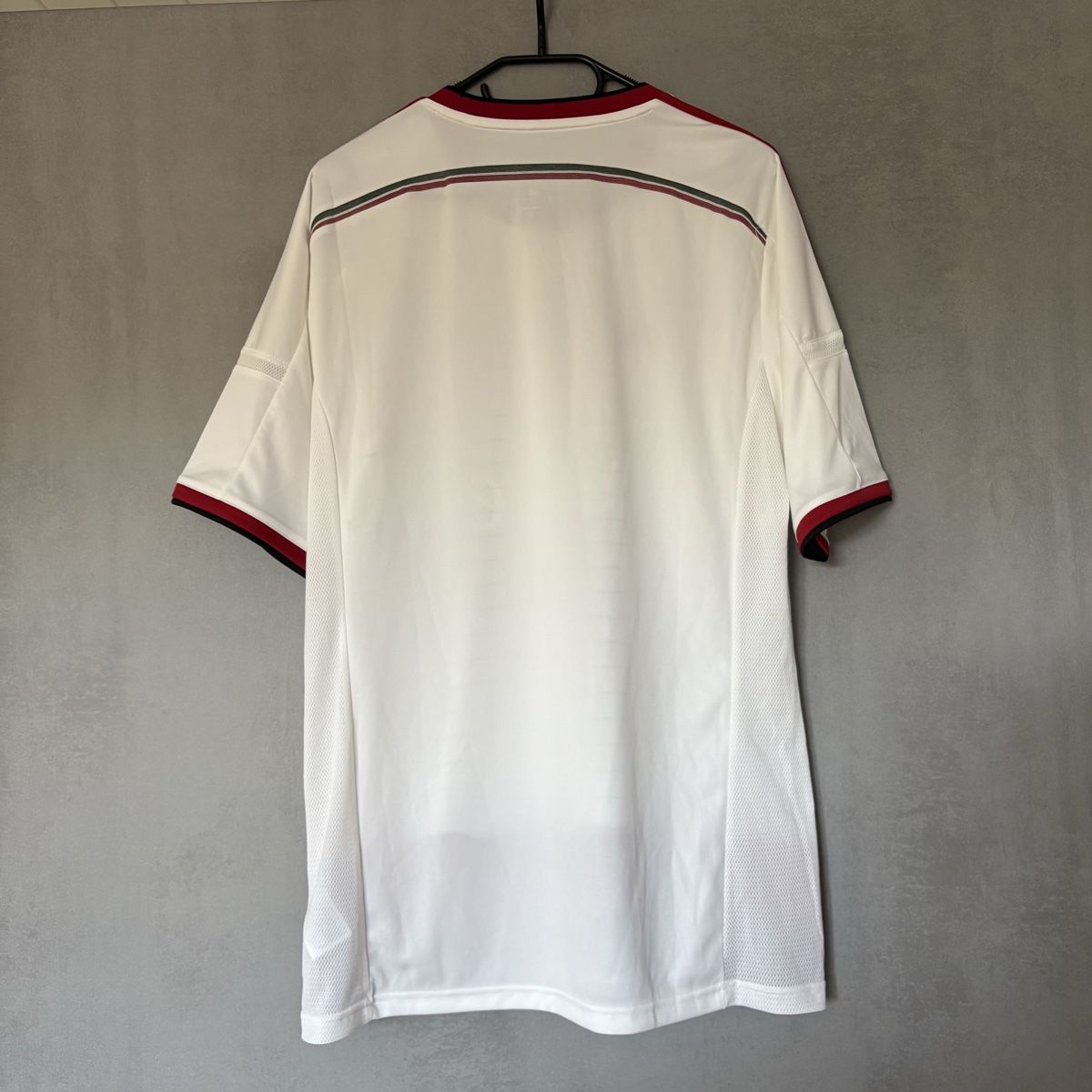 Adidas Canottiere & Pantaloni: Ac Milan Trikot Adidas Away – Usato da Winterthur venduto da LaBodega 6