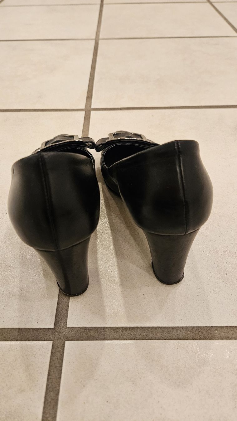 Navyboot Damenschuhe: Navyboot Schuhe gebraucht Grösse 35 – Gebraucht aus Nürensdorf von BellaLy 3