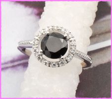 Bezaubernder Ring mit Zirkonia