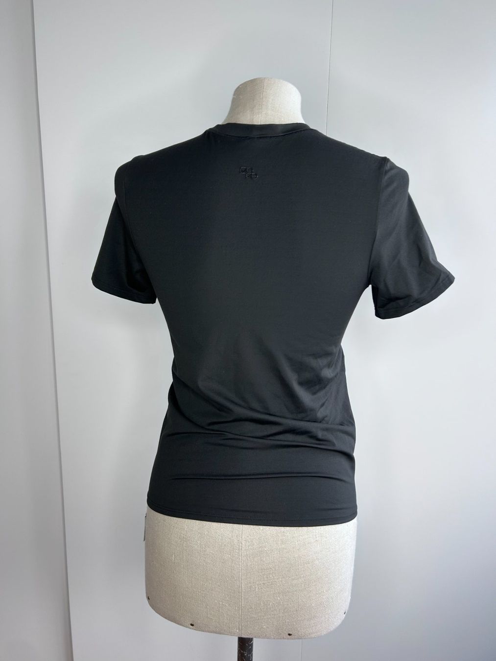 H&M T-Shirts: H&M Move Sport T-Shirt – Gebraucht aus St. Gallen von look-twice 2