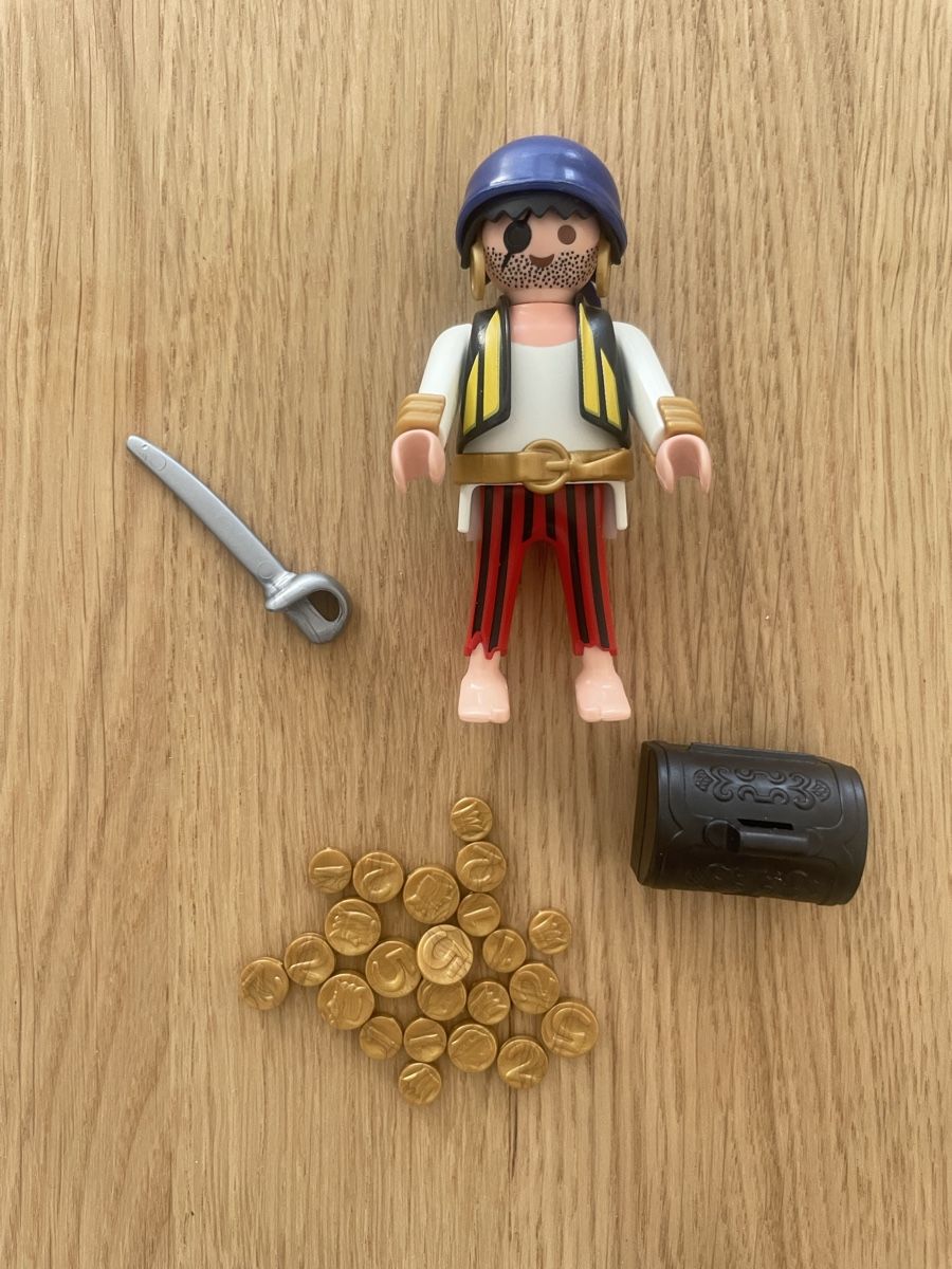 Playmobil Spielzeuge: Playmobil Pirat mit Schatz 4662 – Gebraucht aus Dübendorf von Phoo 2