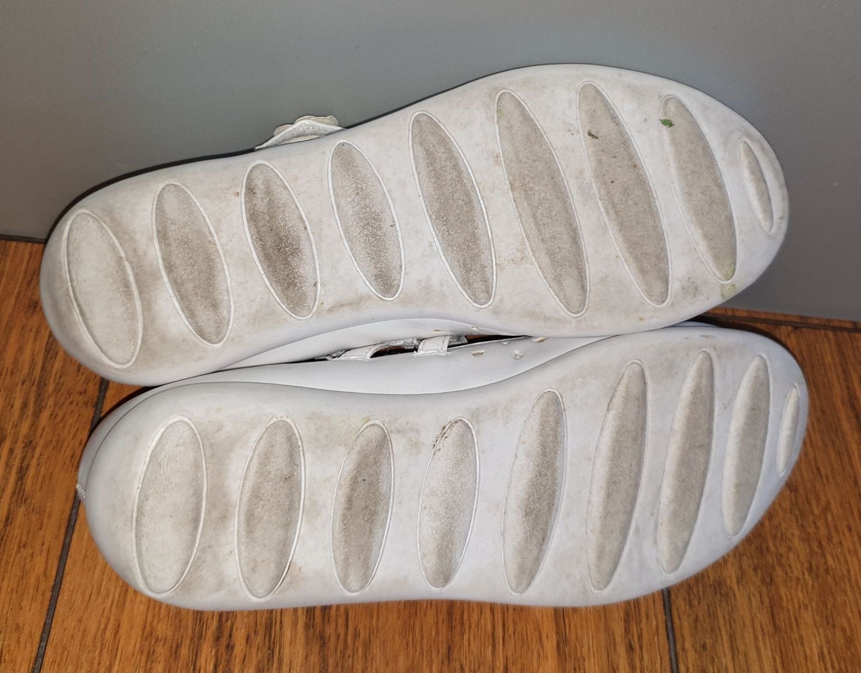 Scarpe per ragazze: *Echt Leder* Ballerinas Gr. 35 – Usato da Buchrain venduto da Baba-Jaga 1