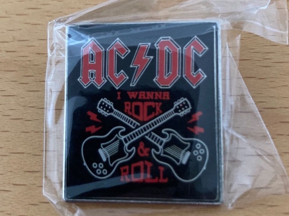 AC/DC Pin Anstecker Punk Metal Rock Band (Neu (gemäss Beschreibung)) in ...