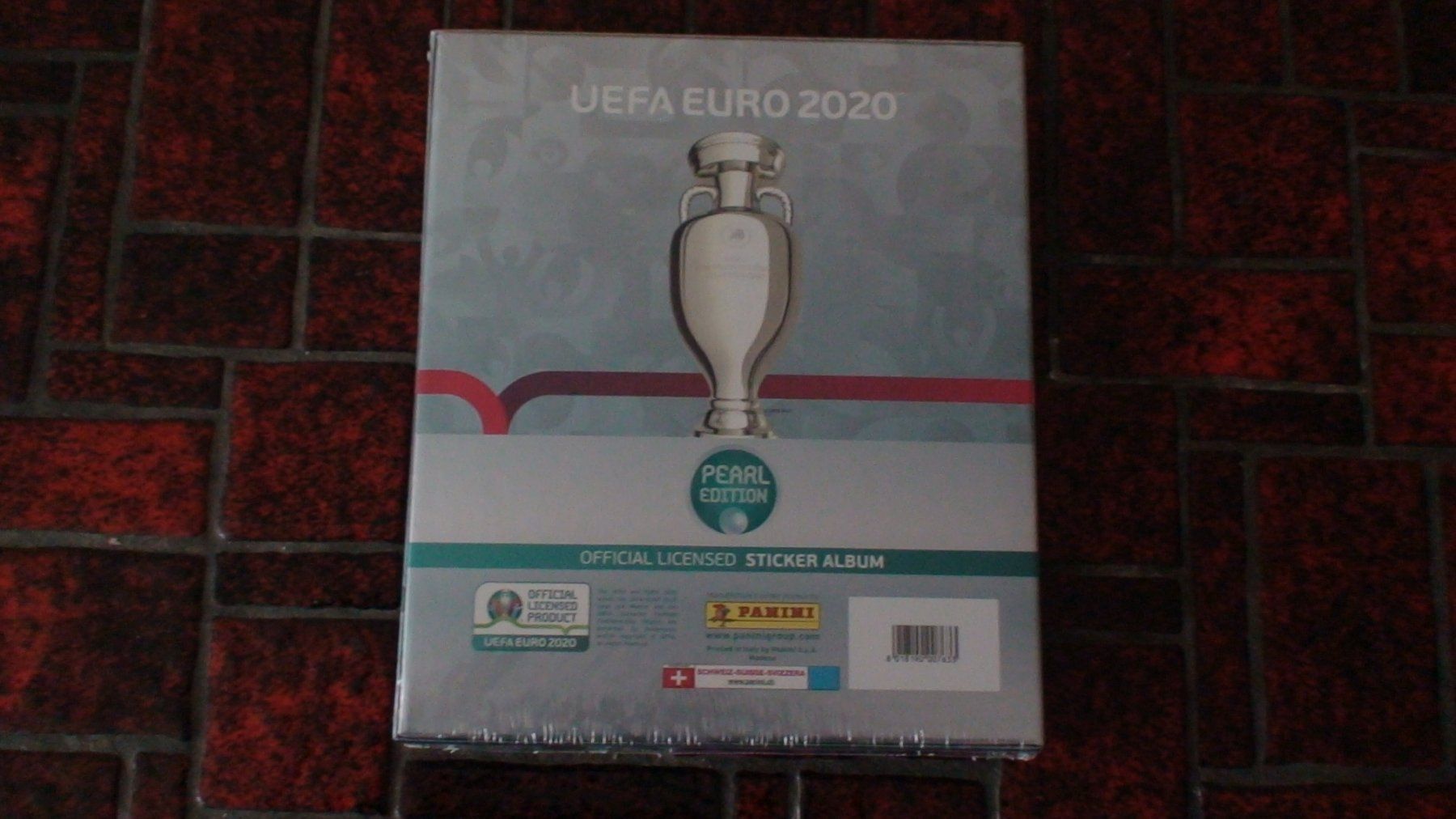 Panini Album: PANINI SET :  UEFA EURO 2020 PEARL EDITION BOX!!!!!! – Nuovo e nell'imballaggio originale da Volketswil venduto da nemo2000