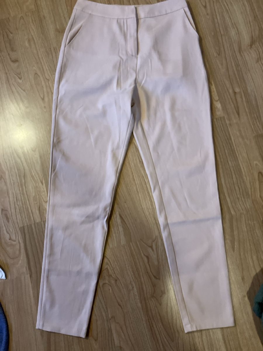 Pantaloni: Altrosa Stoffhose, Gr. 38 – Usato da Seewen SO venduto da Aurelie_T
