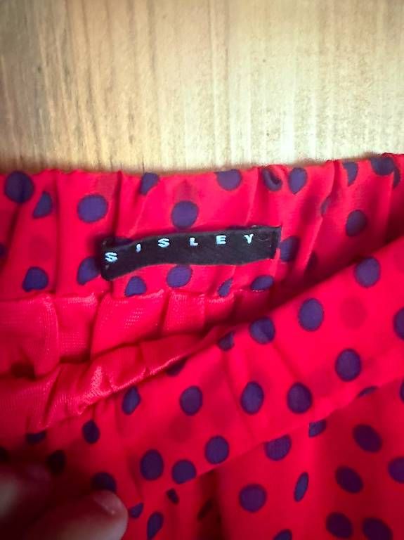 Gonne: Sisley Damenrock rot mit Punkten – Usato da Zweisimmen venduto da sementielle 1