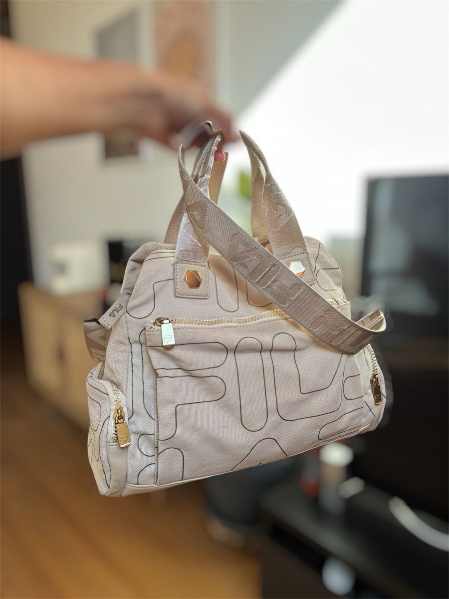 Fila Taschen für Damen: Sac sport fila – Gebraucht aus Sorens von purpureta