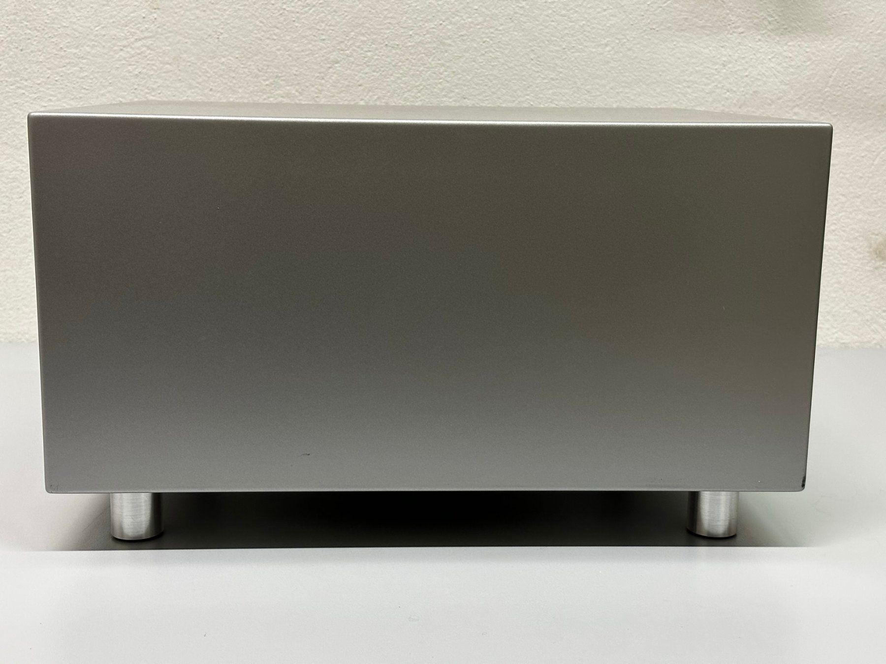Loewe Casse acustiche: Loewe Subwoofer 525 – Usato da Hochdorf venduto da av-electronics 1