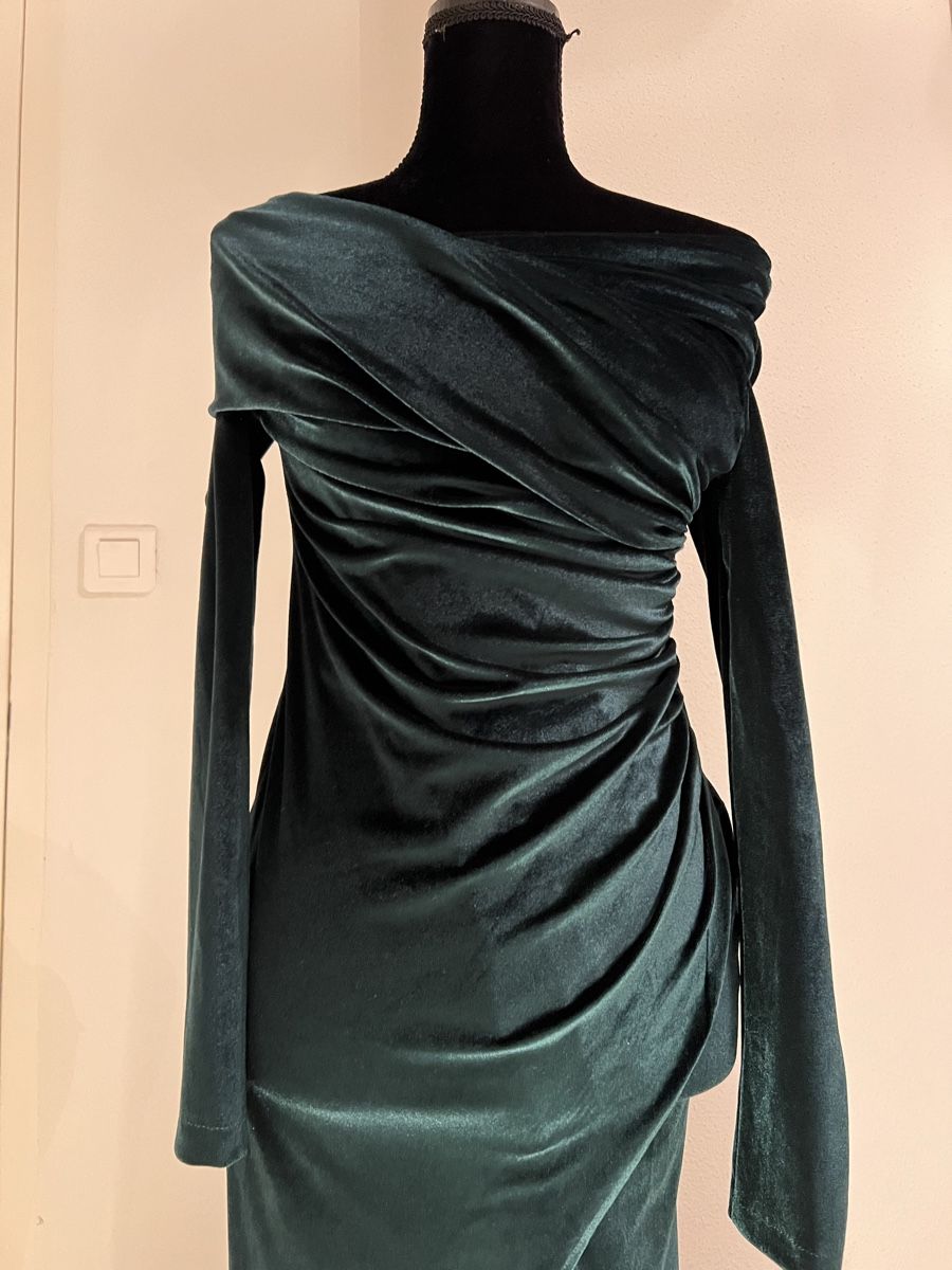 Vestiti: Robe vert kaki en velours - jamais portée – Nuovo e nell'imballaggio originale da Neuchâtel venduto da Rosavitabella 1