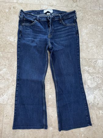 H&M Flare Jeans Damen Gr. 46 Top Zustand