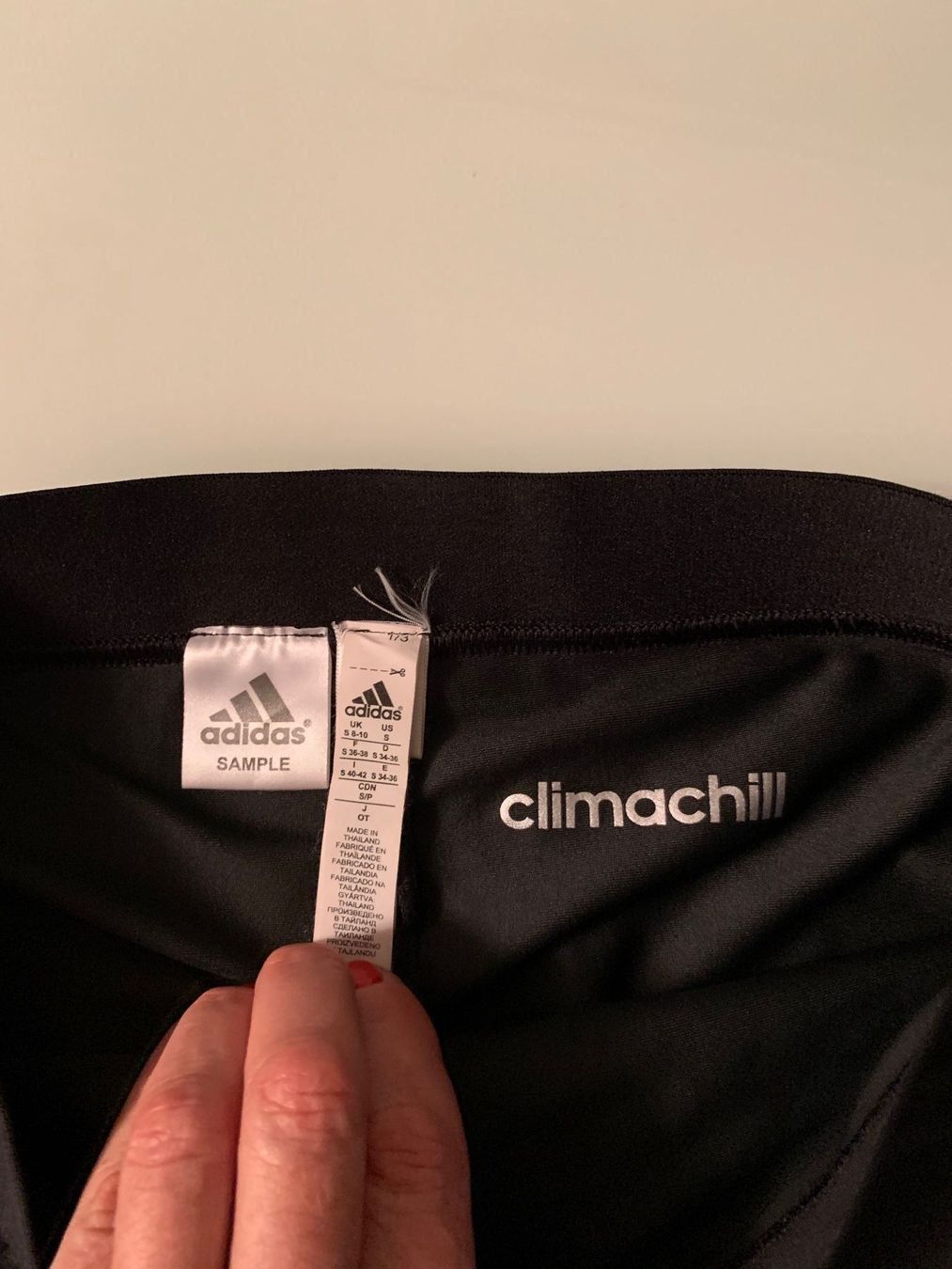 Adidas Röcke: Tennisrock Adidas  Schwarz – Neu (gemäss Beschreibung) aus Adliswil von Jessik0 1