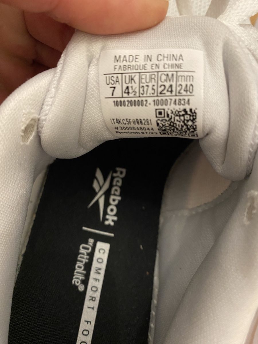 Reebok Scarpe da donna: Reebok Sneakers Gr. 37.5 – Usato da Domat/Ems venduto da dar_7zjn 4