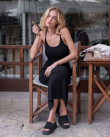 Morena Isabel Rosa Bodycon Dress schwarz