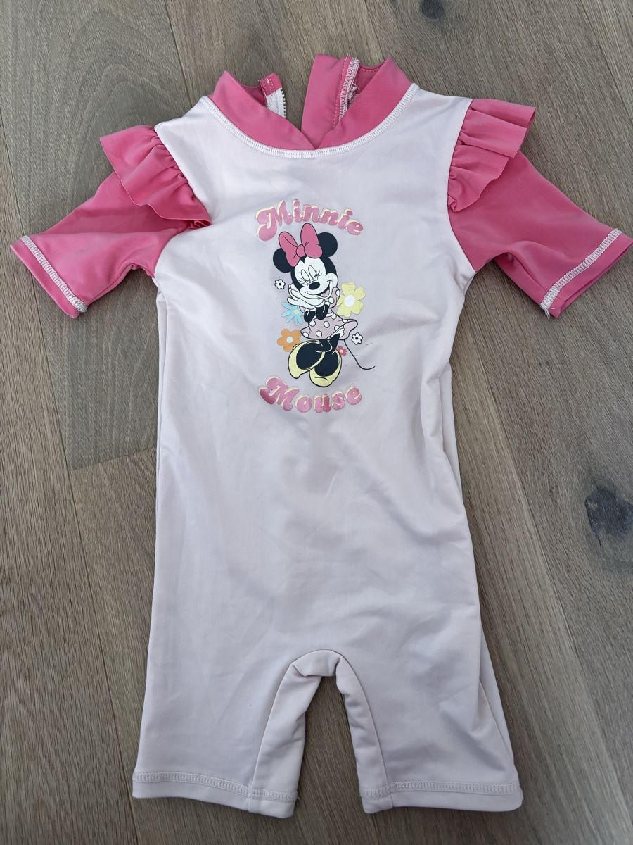 Costumi da bagno & Bikini: Badekleider Paket Mädchen Grösse 92 – Usato da Wahlen b. Laufen venduto da Slash077