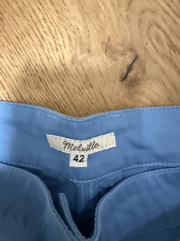 Pantaloni: Damen Shorts – Usato da Dietlikon venduto da AngelinaSt. 1