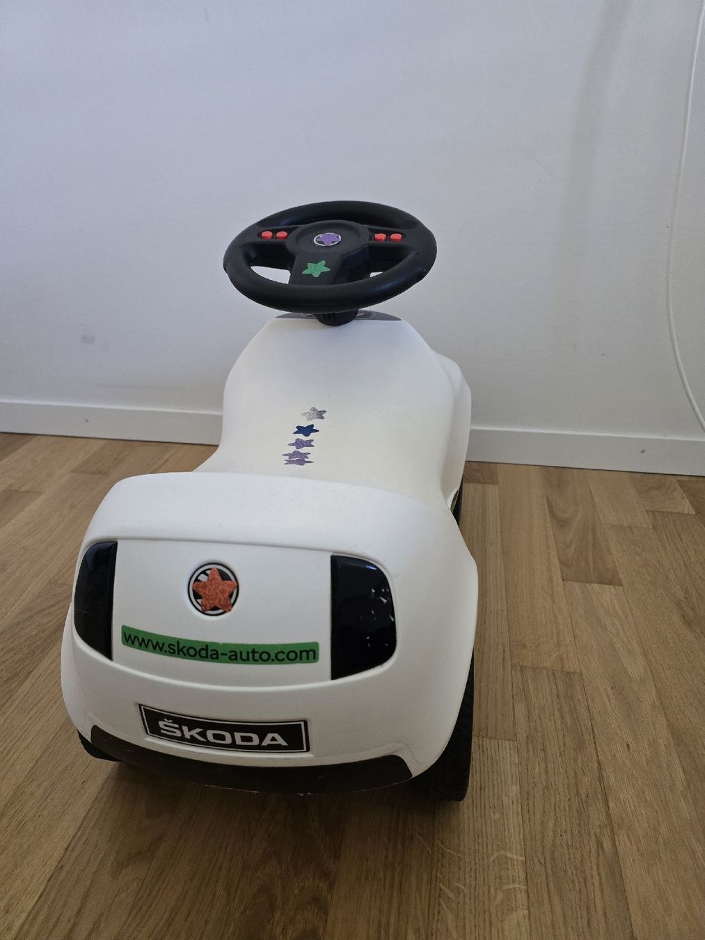Veicoli per bambini: Rutscherauto SKODA weiss Kinderauto – Usato da Urdorf venduto da Schini85 2