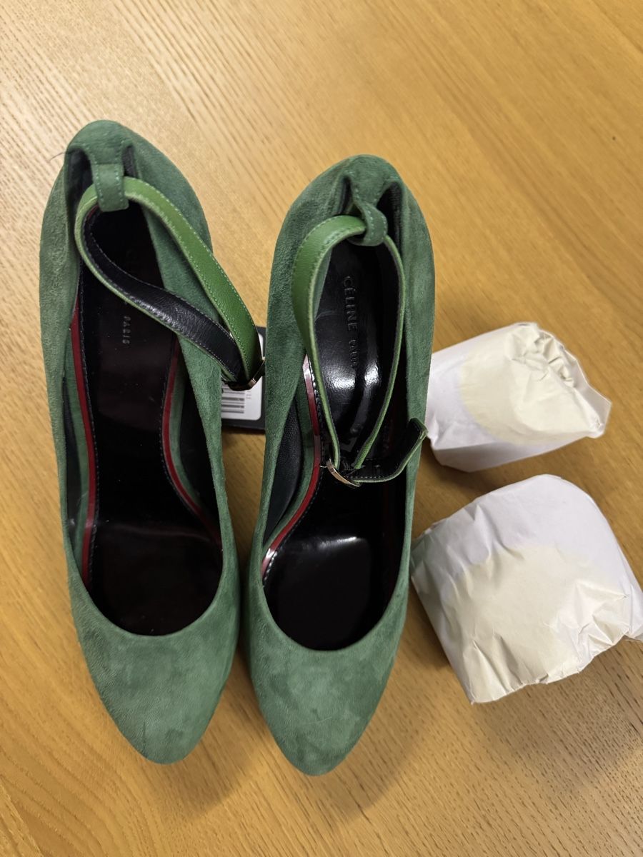 Celine Scarpe da donna: Celine green suede leather wedges, size 39 – Usato da Zürich venduto da EShopping81 7