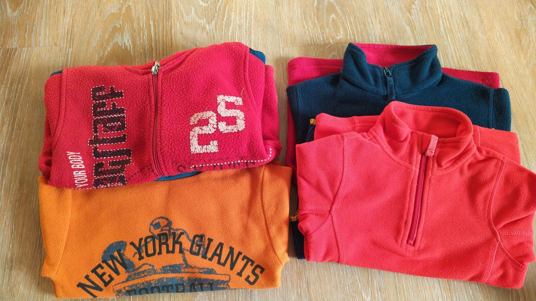 Kleiderpakete & -sets: Kleiderpaket gr. 104 – Gebraucht aus Kappel SO von teiger83 3