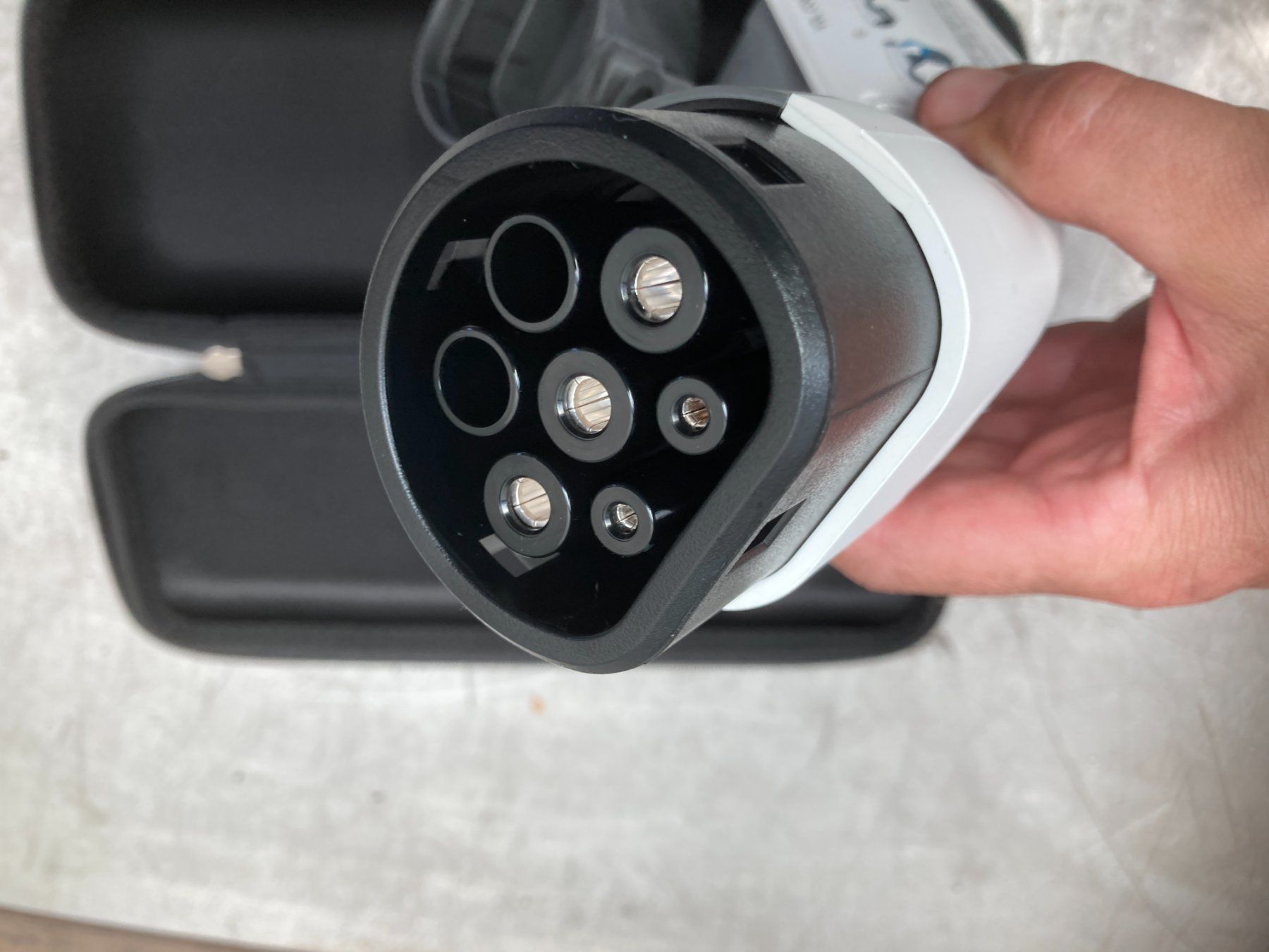 Unità & Adattatore: V2L Connector, Kia EV Adapter Lade – Nuovo e nell'imballaggio originale da Cham venduto da WB2223 3