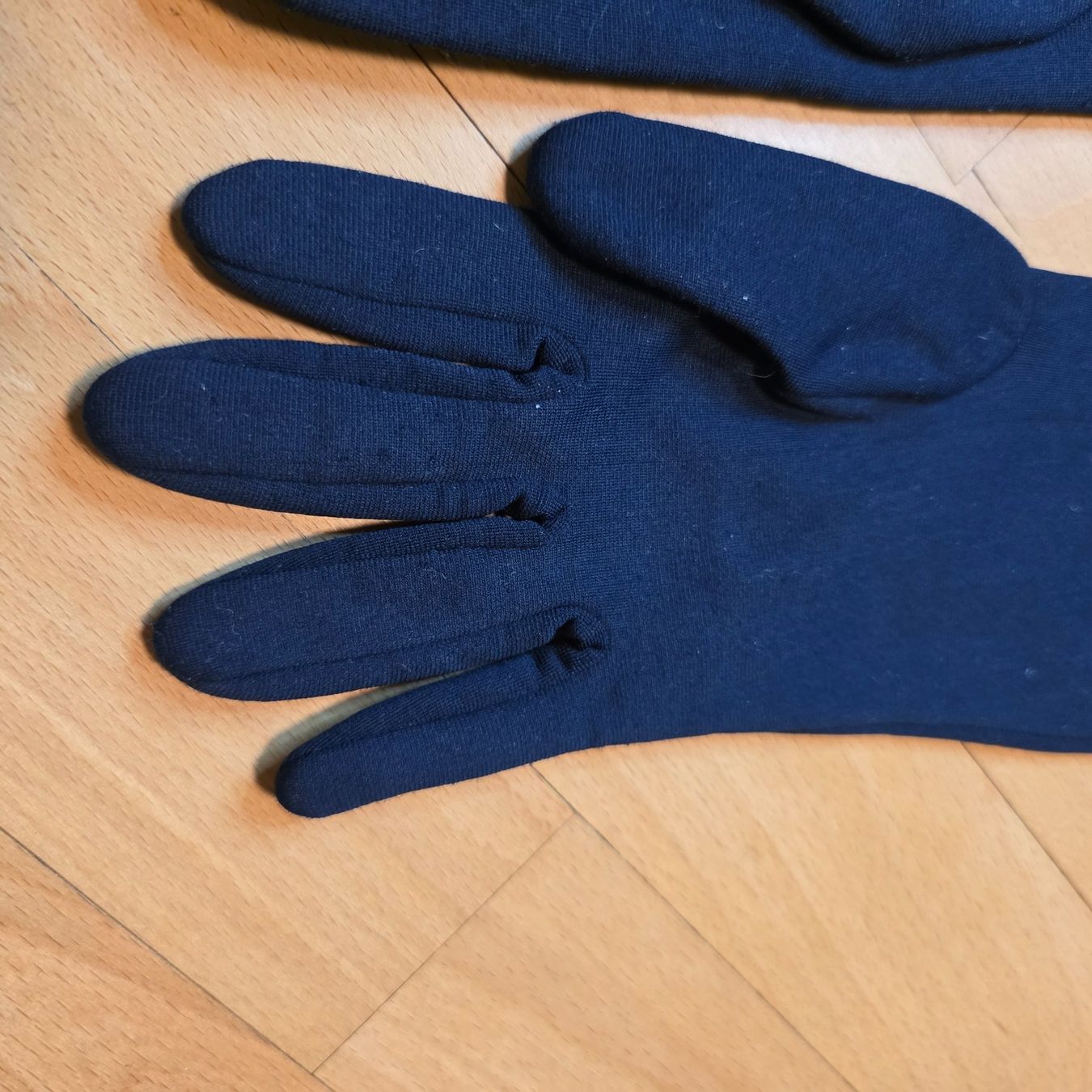 Guanti & manicotti: Dunkelblaue Handschuhe S/M – Polyester – Usato da Wald ZH venduto da CapLux 4