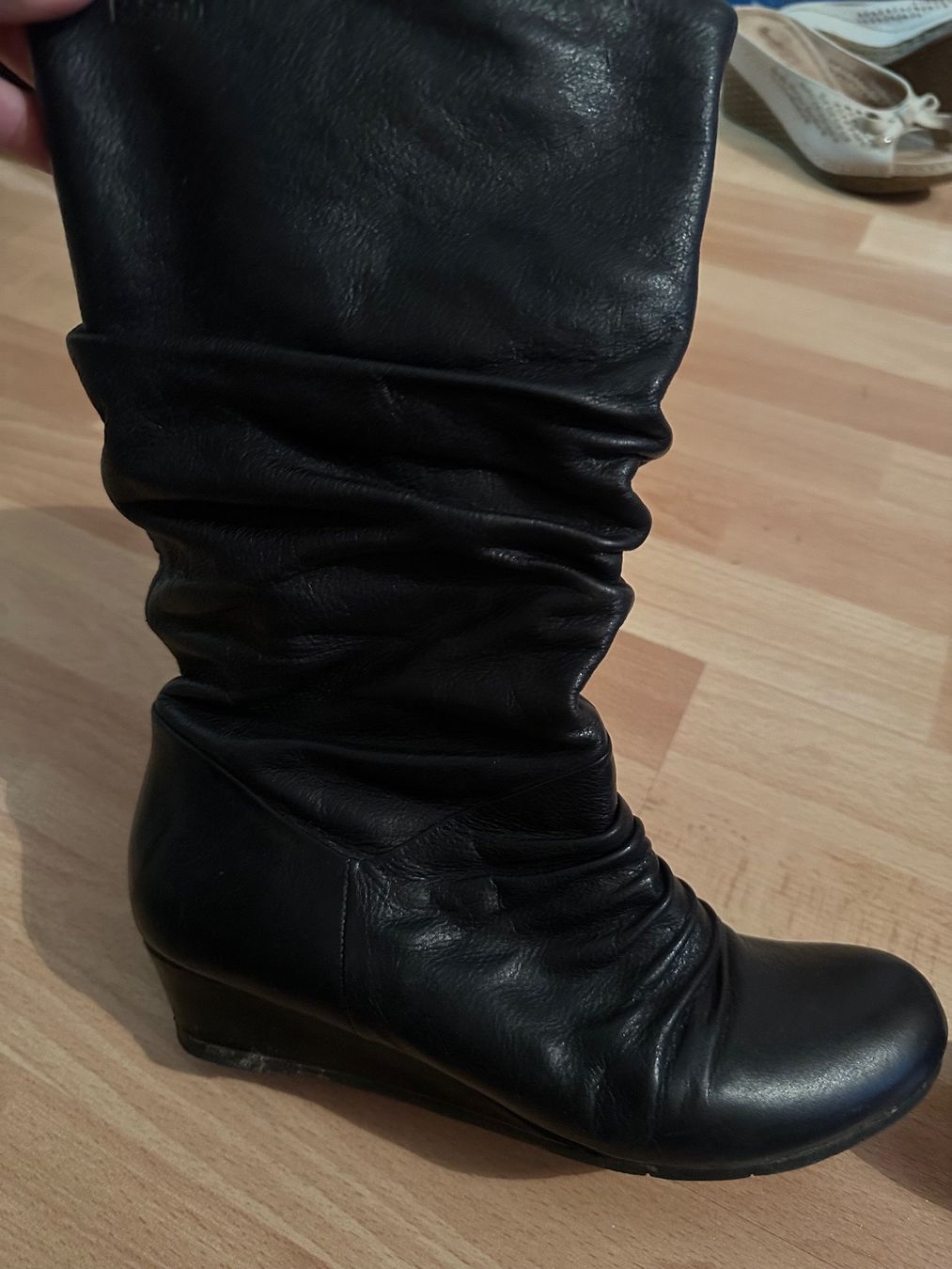 Damenschuhe: Stiefel – Gebraucht aus Volketswil von ben_9s6x 1