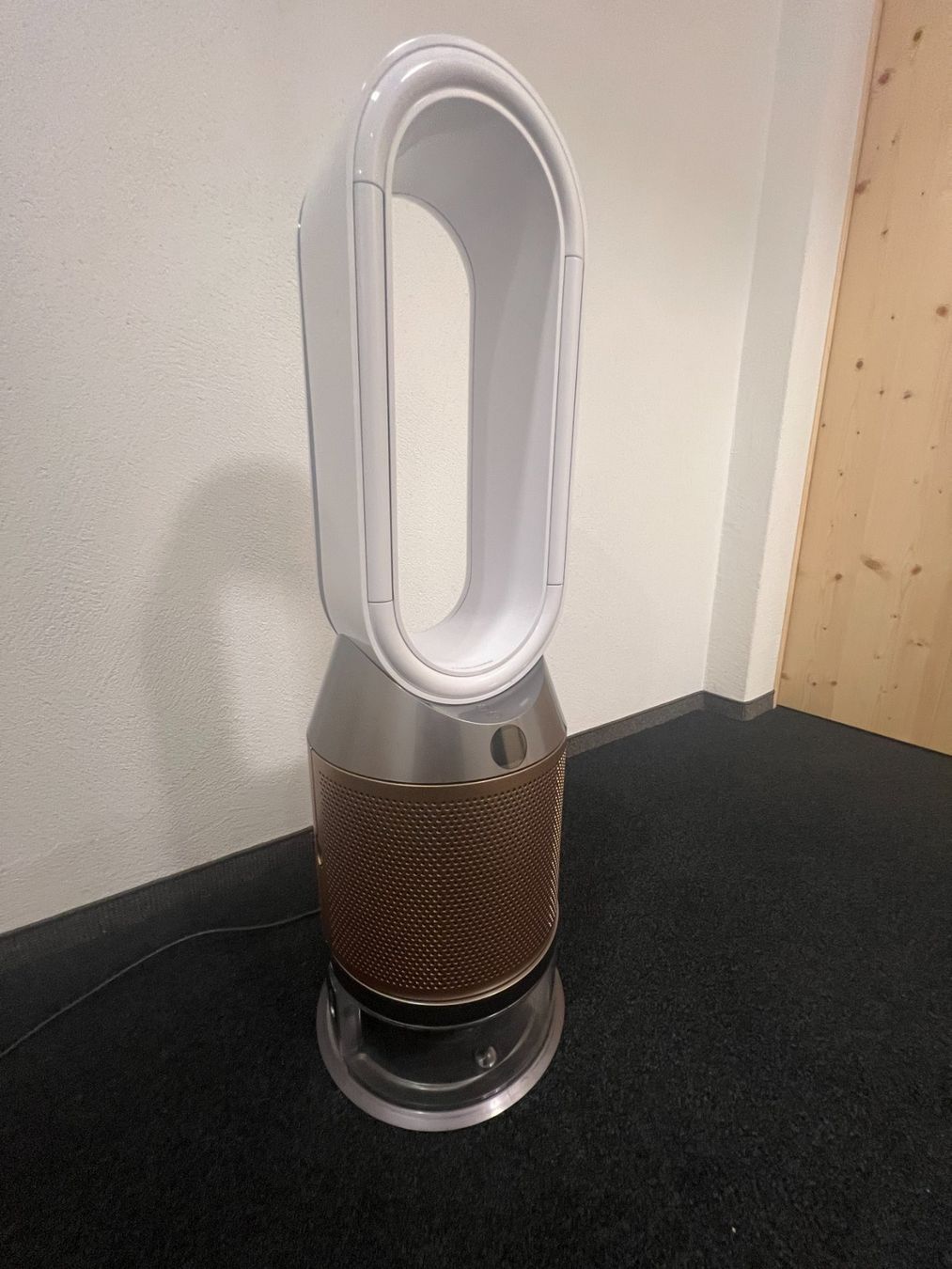 Dyson Purificateurs d'air: Dyson Purifier Humidify+Cool PH2 De-NOx PH05 – D'occasion à Klosters par jasmin-91 2