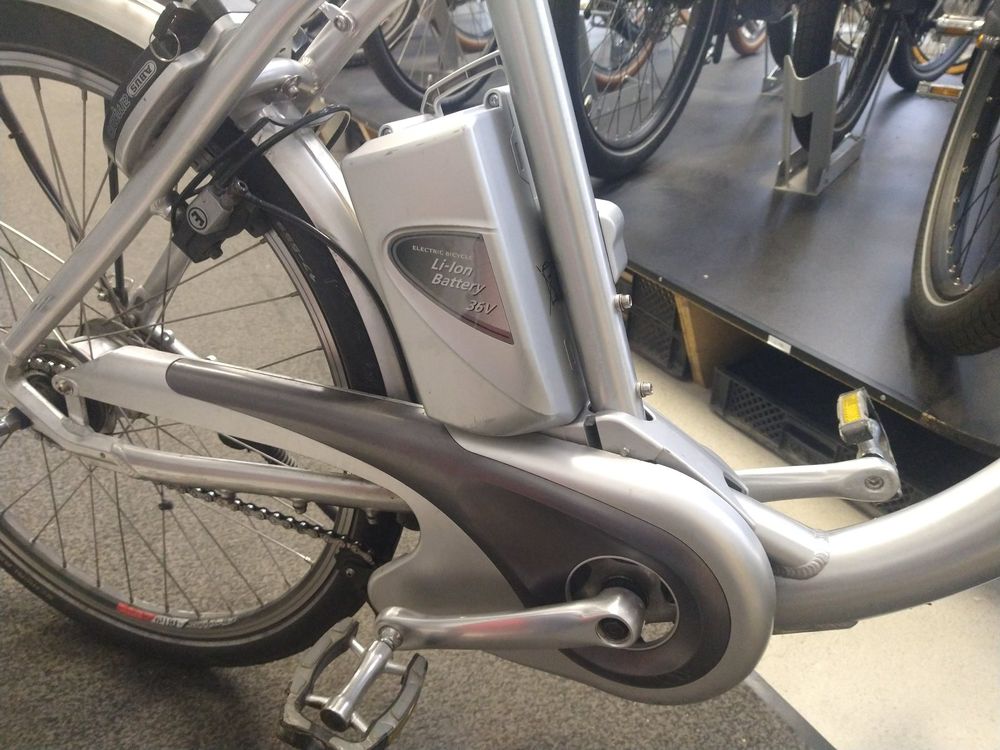 Schnell-Ladegerät passend für Panasonic Flyer T8 Deluxe, E-Bike